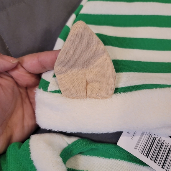 NEW Holiday unisex  cozy Elf baby romper with matching hat size 12 months - Picture 16 of 17